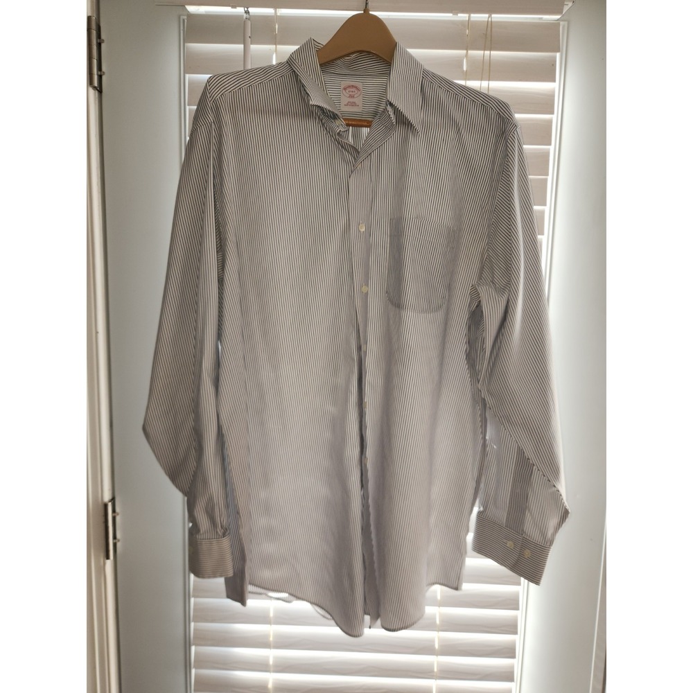Brooks Brothers 346 Dress Shirt Mens 17 34/35 Blue White Striped Non-Iron Cotton